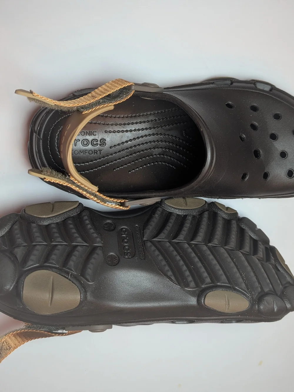Crocs Classic Mens All Terrain Clog With Straps 10